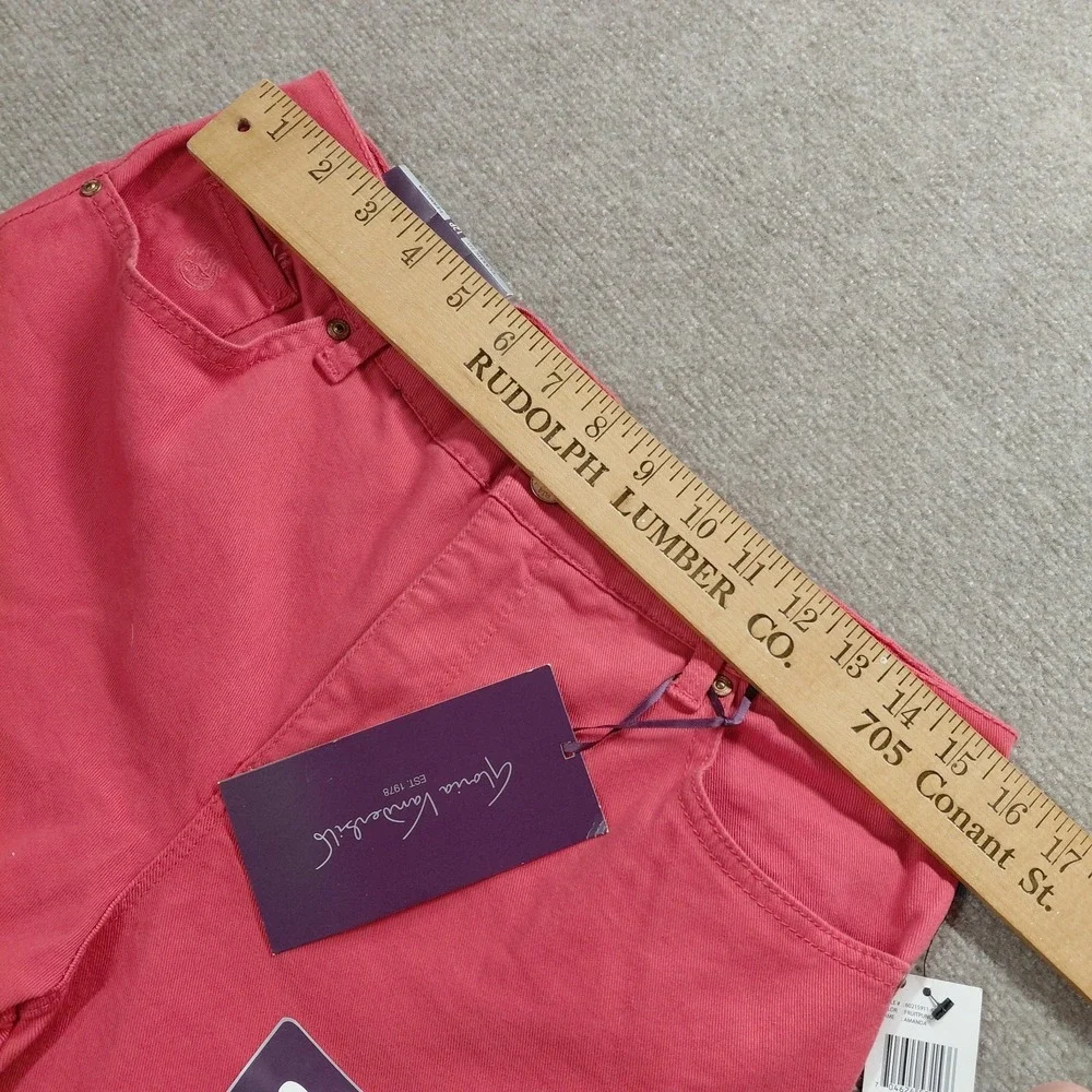 Gloria Vanderbilt Amanda Coral Embroidered Bling Capri Womens 12 Petite Pockets